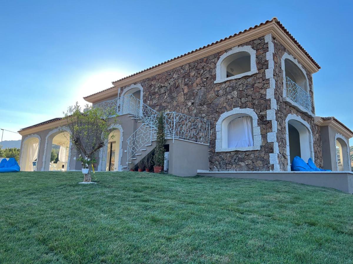 Lamefata Hotel San Teodoro  Bagian luar foto