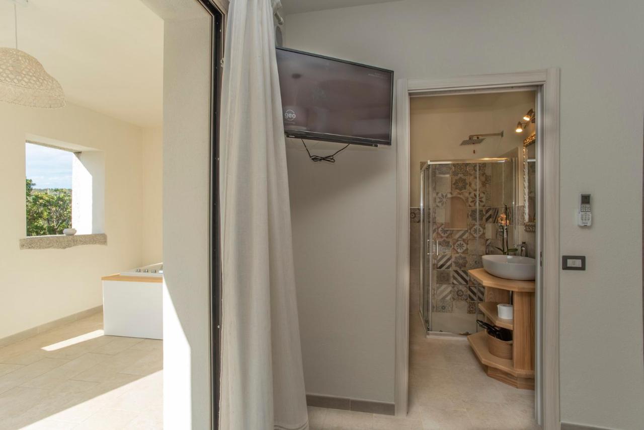 Lamefata Hotel San Teodoro  Bagian luar foto