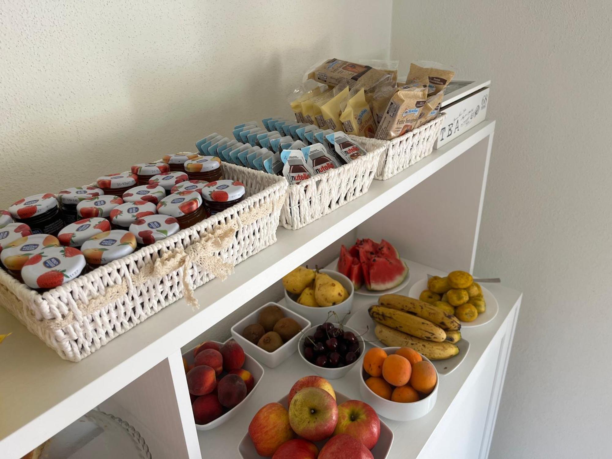Lamefata Hotel San Teodoro  Bagian luar foto